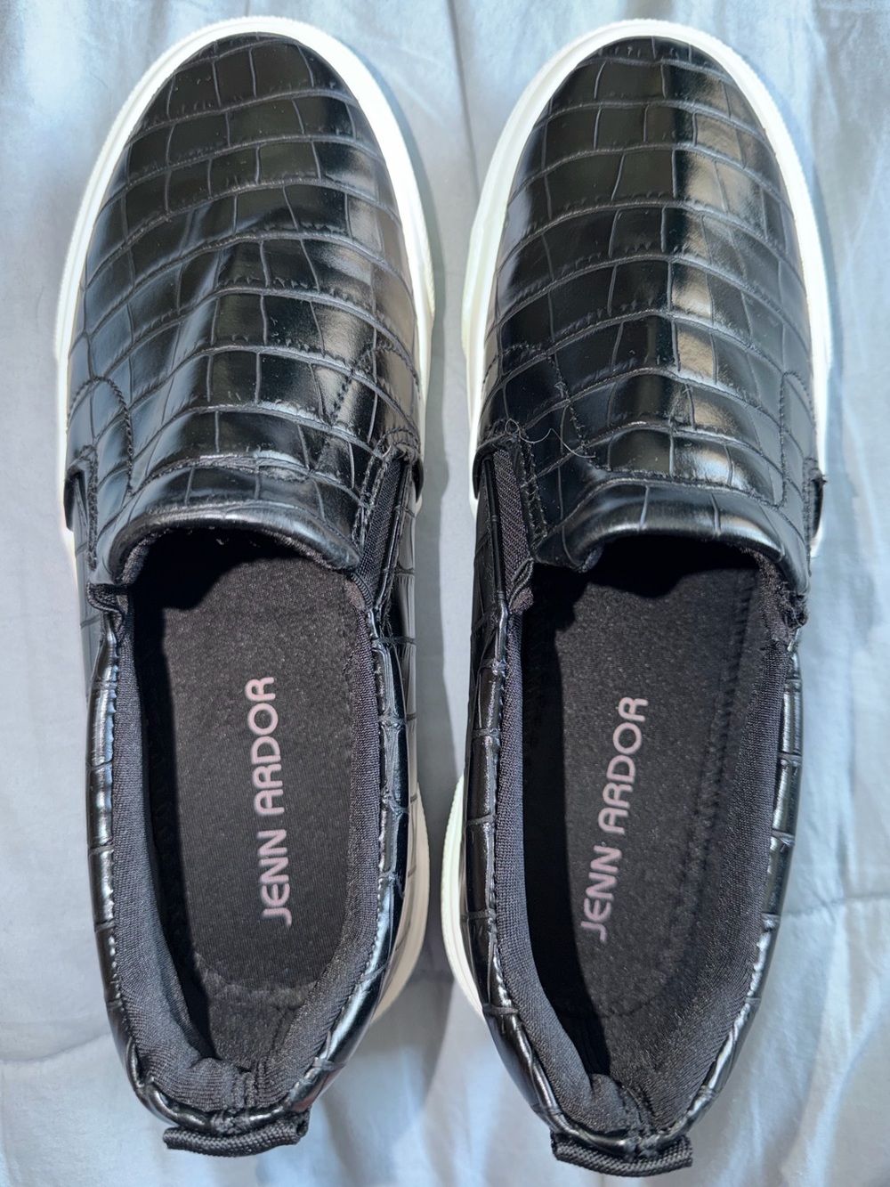 Jenn Ardor Black Croc-Embossed Slip-On Loafers